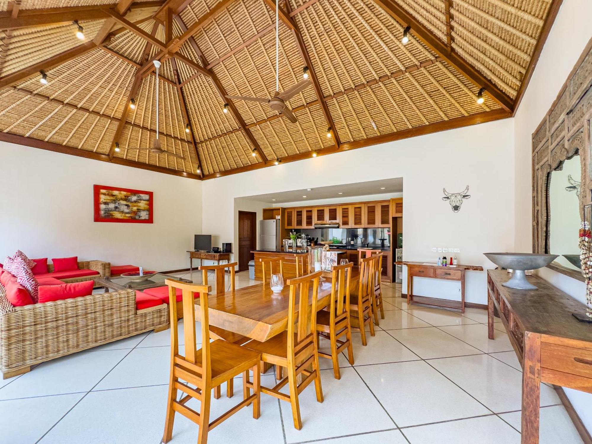 Villa Bugis Drupadi Seminyak Phòng bức ảnh