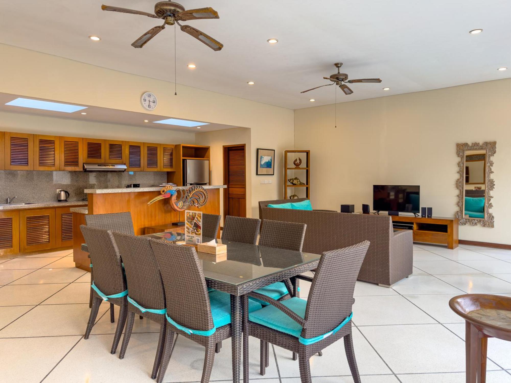 Villa Bugis Drupadi Seminyak Phòng bức ảnh
