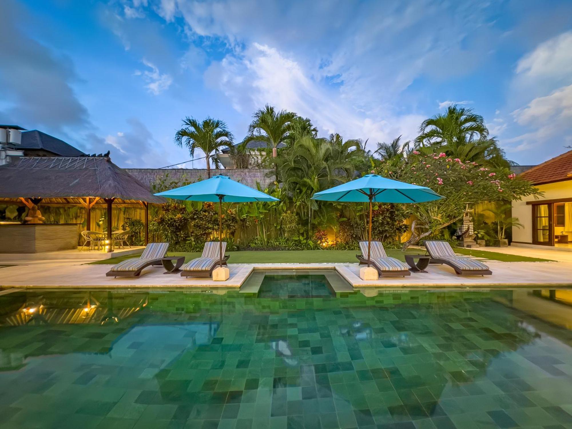 Villa Bugis Drupadi Seminyak Phòng bức ảnh