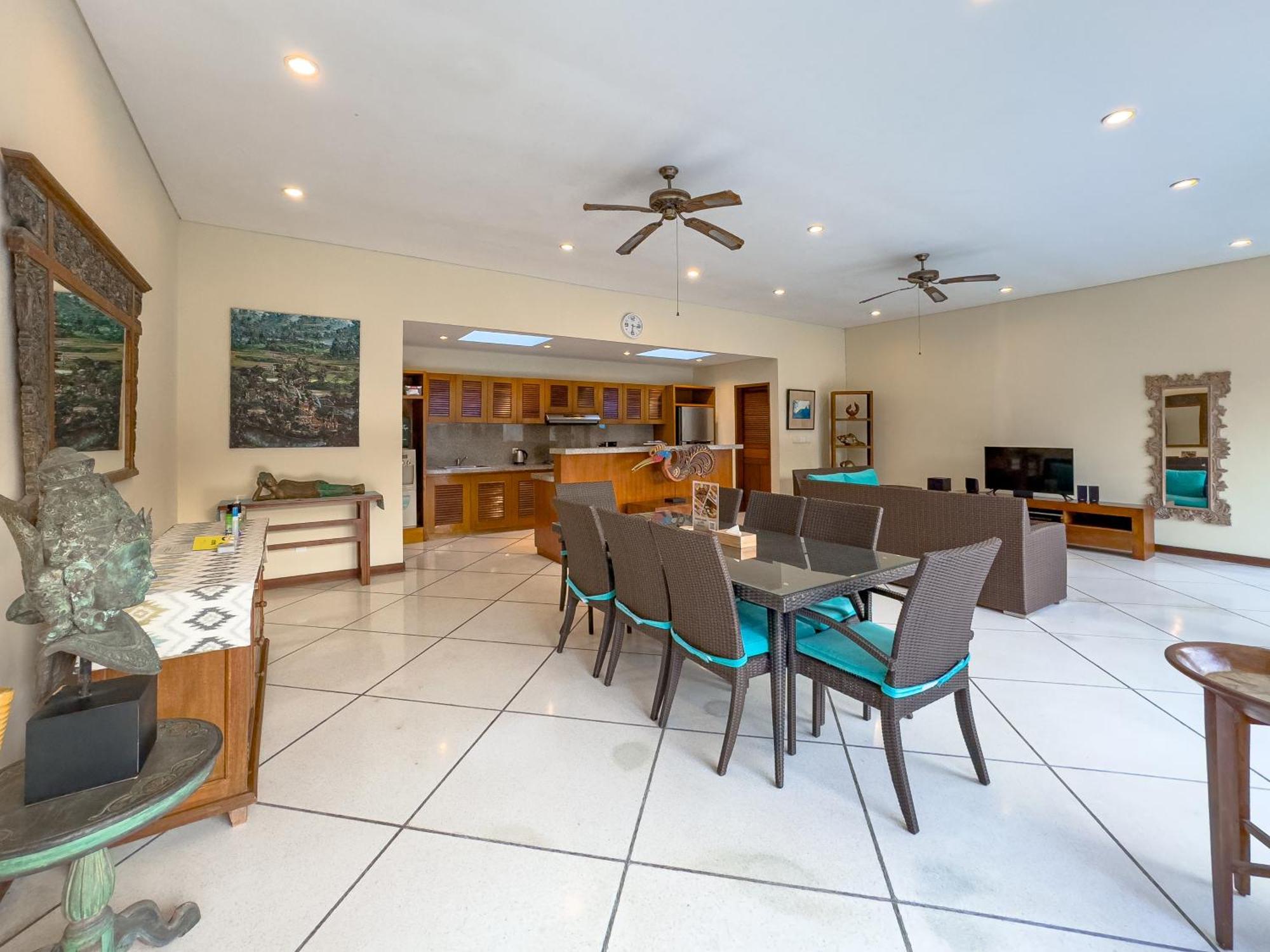 Villa Bugis Drupadi Seminyak Phòng bức ảnh